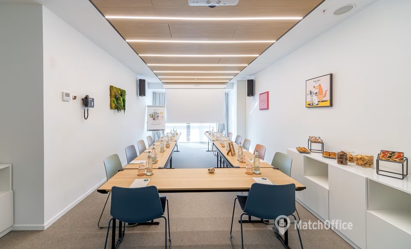 Prenota uno spazio per conferenze accogliente a Milano di , Via Gustavo Fara 41 - 1 | MatchOffice