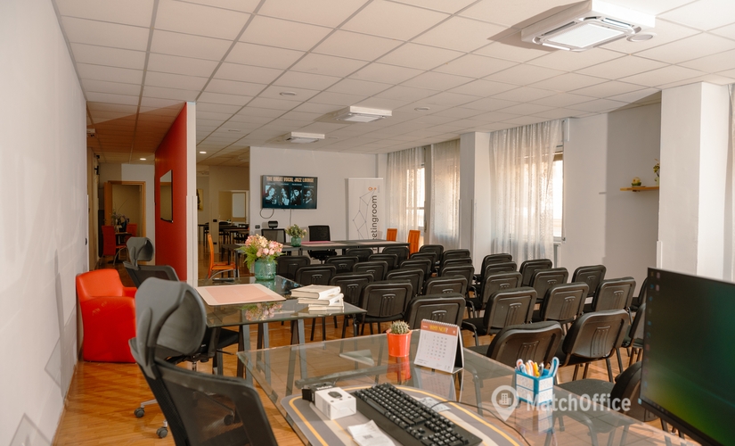 Scegli una sala riunioni affidabile a Bari di , Via Argiro 135 - 0 | MatchOffice
