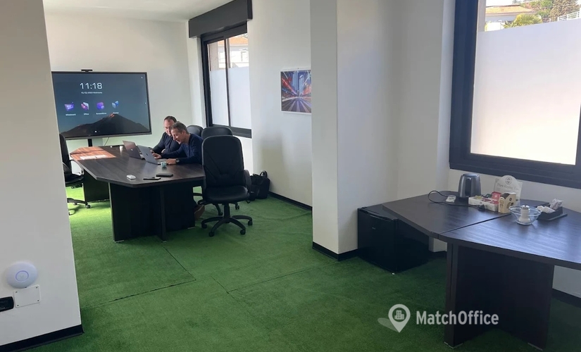 10 m² Coworking space  in Milan, Via Giuseppe Piermarini 26 (21100) - 4 | MatchOffice.com