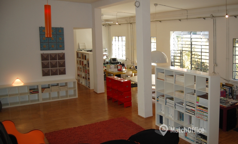Office Via Nino Oxilia 23 20127 Milan