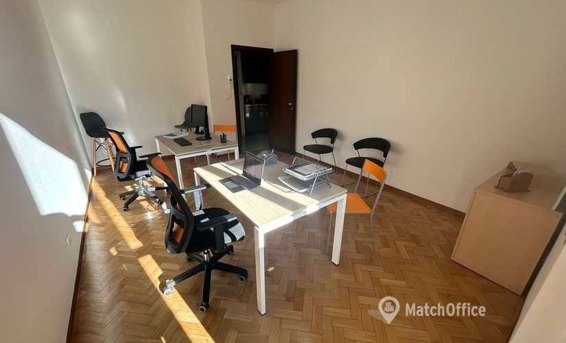Esplora ufficio condiviso adatto a Bologna di 350 m², Piazza dei Martiri 1943 - 1945 1 - 4 | MatchOffice