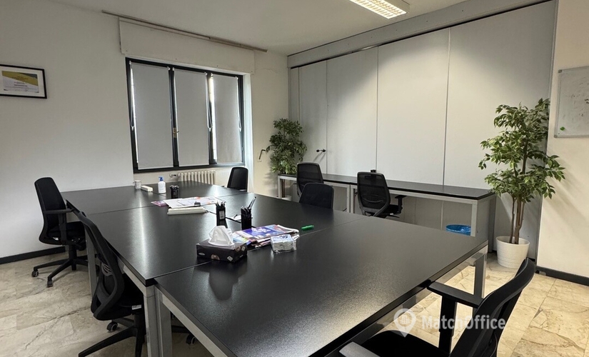Uffici e spazi aziendali disponibili per l'affitto a Milano di 400 m², Via Sammartini 33 - 1 | MatchOffice.it
