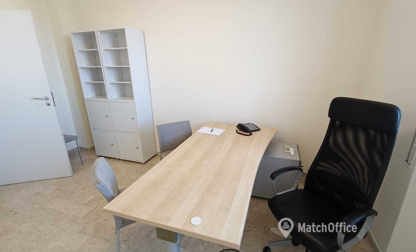 Uffici arredati disponibili per l'affitto a Bari di 25 m², Via Mauro Amoruso Manzari 96 - 2 | MatchOffice.it