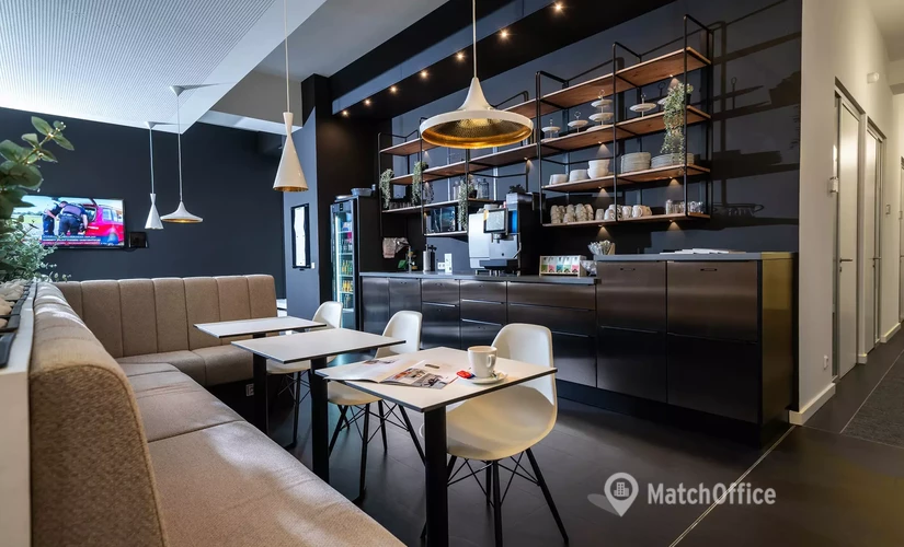 Uffici arredati disponibili per l'affitto a Milano di 1900 m², Via Broletto 4 - 4 | MatchOffice