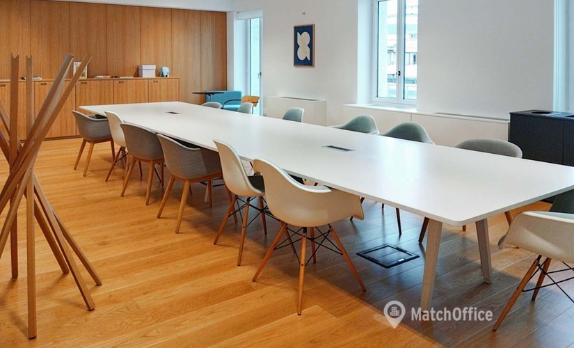 Uffici arredati disponibili per l'affitto a Milano di 10 m², Corso Europa 15 - 3 | MatchOffice