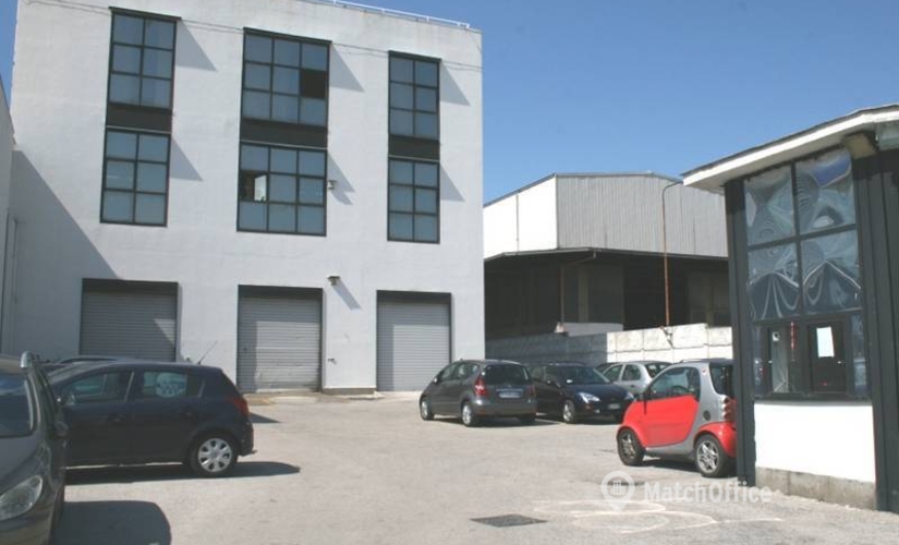 200 m² Business space in Naples, Via Nazionale delle Puglie 7 (80013) - 0 | MatchOffice
