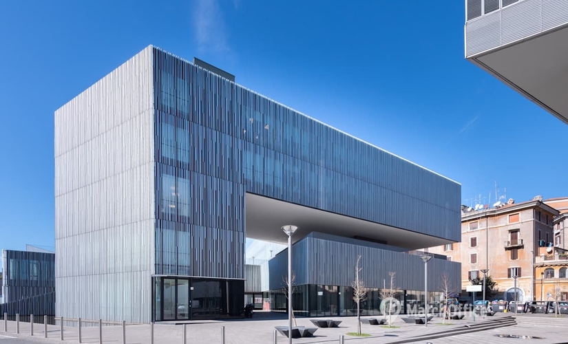 10 m² Coworking space in Rome City, Piazza Carlo Magno n.21 (00162) - 0 | MatchOffice.com
