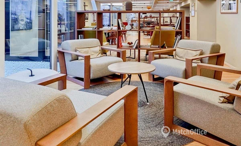 Trova spazio coworking flessibile a Milano di 10 m², Via San Raffaele 1 - 4 | MatchOffice