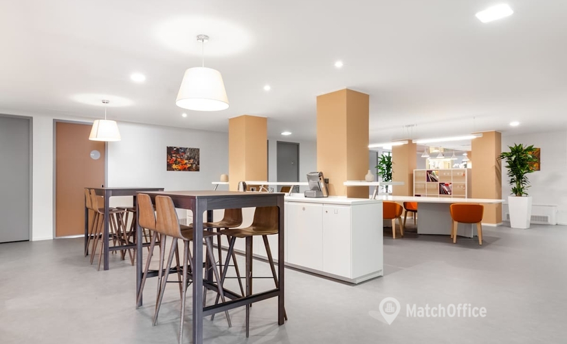 Trova spazio coworking comodo a Genova di 10 m², Via XII Ottobre 1 - 1 | MatchOffice