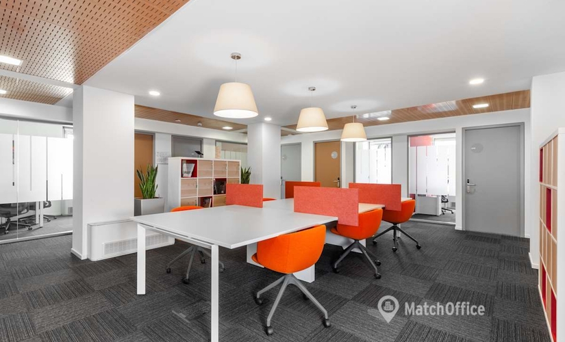 Trova spazio coworking comodo a Genova di 10 m², Via XII Ottobre 1 - 3 | MatchOffice