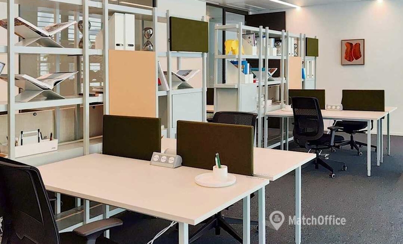 Business center Via Giuseppe Piazzi, 2/4 20159 Milan