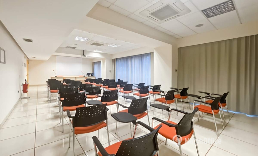 Trova spazio coworking comodo a Salerno di 10 m², Via Giulio Pastore n.24 - 2 | MatchOffice