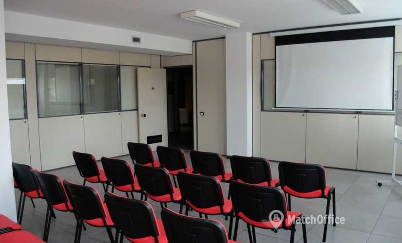 Affitta una sala riunioni accogliente a Mestre di , Piazza XXVII Ottobre 54 - 3 | MatchOffice