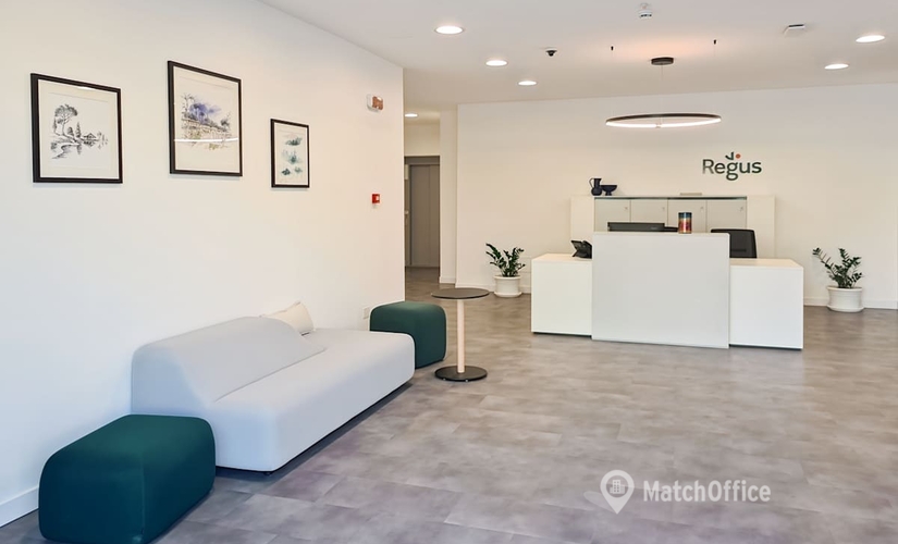 Uffici arredati disponibili per l'affitto a Reggio Calabria di 10 m², Viale Calabria - 4 | MatchOffice.it