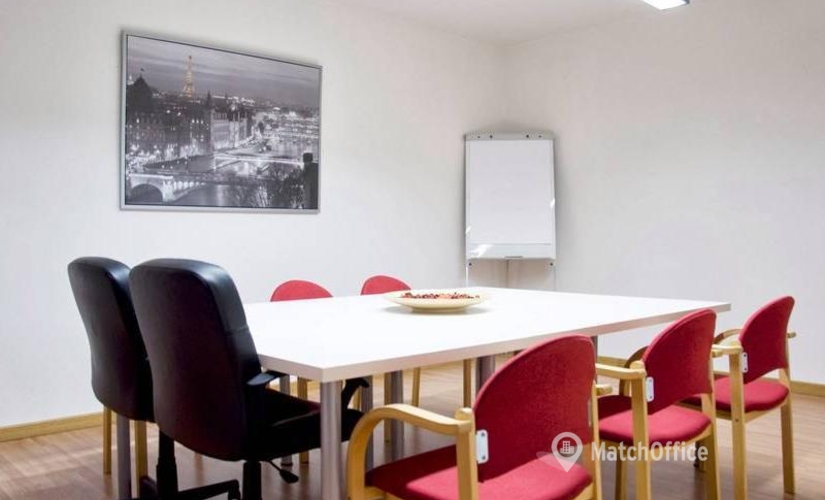 Business center Via Monte Grappa 5 57123 Livorno