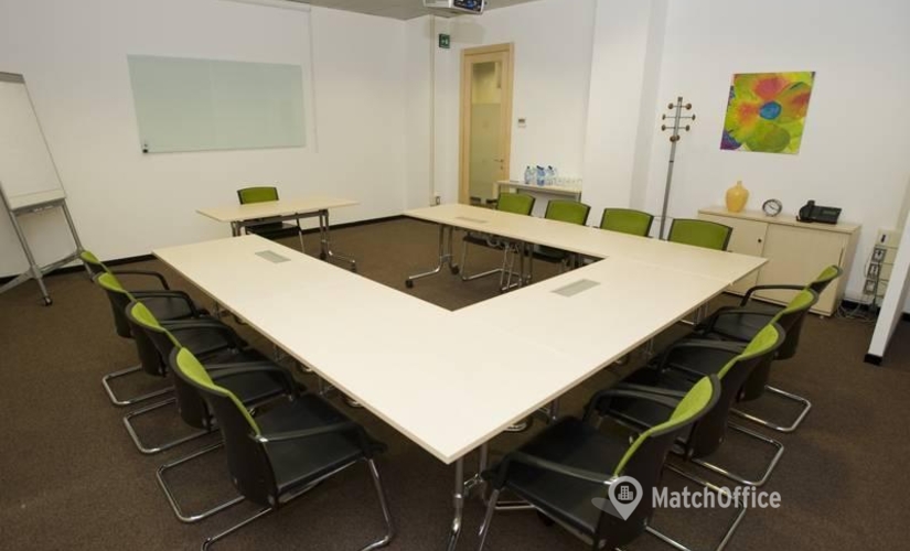 Business center disponibili per l'affitto a Milano di 36 m², Via Santa Maria Valle 3 - 3 | MatchOffice.it