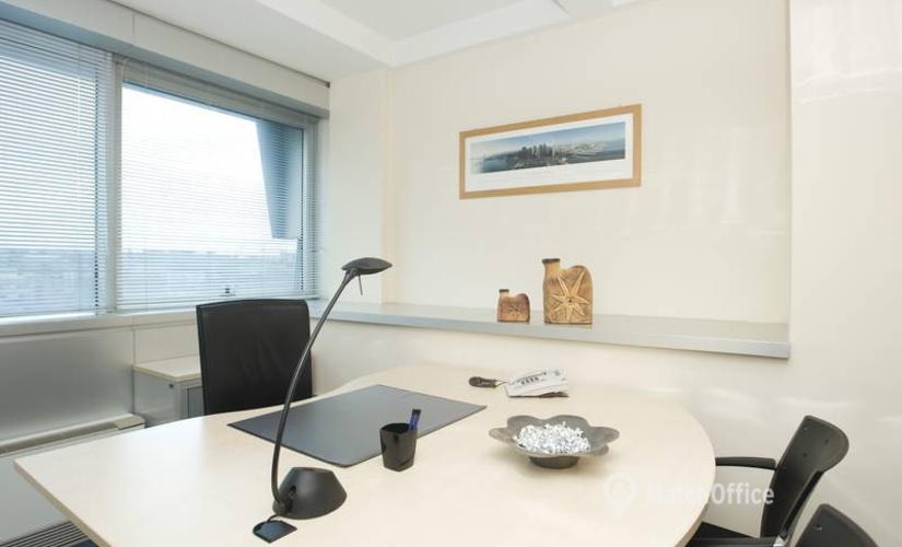 70 m² Business space in Municipio IX, Viale Luca Gaurico 9/11 (00143) - 1 | MatchOffice.com