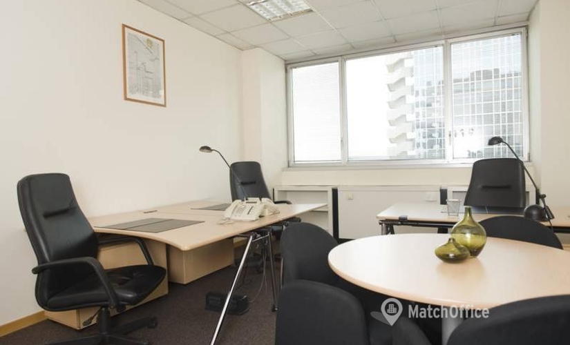 Uffici arredati disponibili per l'affitto a Milano di 30 m², Via Senigallia 18/ 2 - 3 | MatchOffice