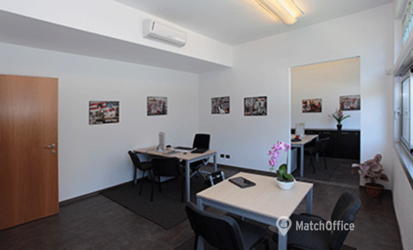 30 m² Business center in Como, Via Bellinzona 39 (22100) - 1 | MatchOffice.com