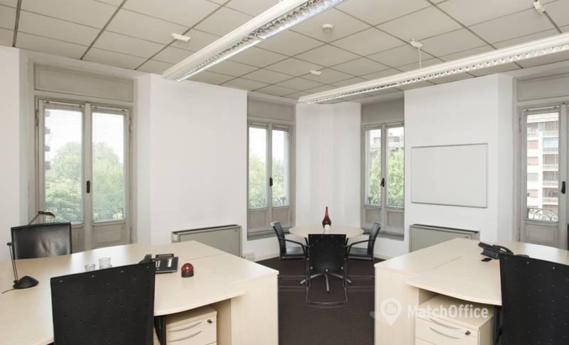 30 m² Business space in Milan, Piazzale Biancamano 8 (20121) - 1 | MatchOffice.com