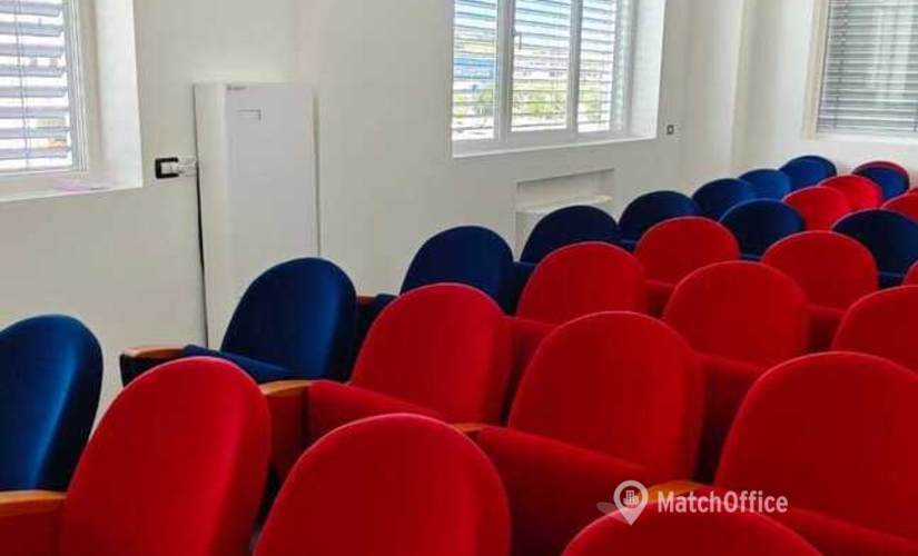 Uffici commerciali flessibili disponibili per l'affitto a Osimo di 40 m², Via Achille Grandi 8 - 3 | MatchOffice