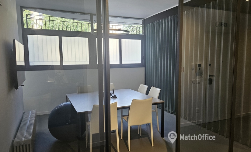 Spazi per uffici poco costosi disponibili per l'affitto a Milano di 19 m², Via Pietro di Pietramellara 12 - 1 | MatchOffice.it