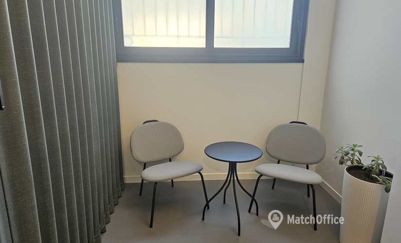 Uffici flessibili da affittare a Milano di 19 m², Via Pietro di Pietramellara 12 - 2 | MatchOffice.it