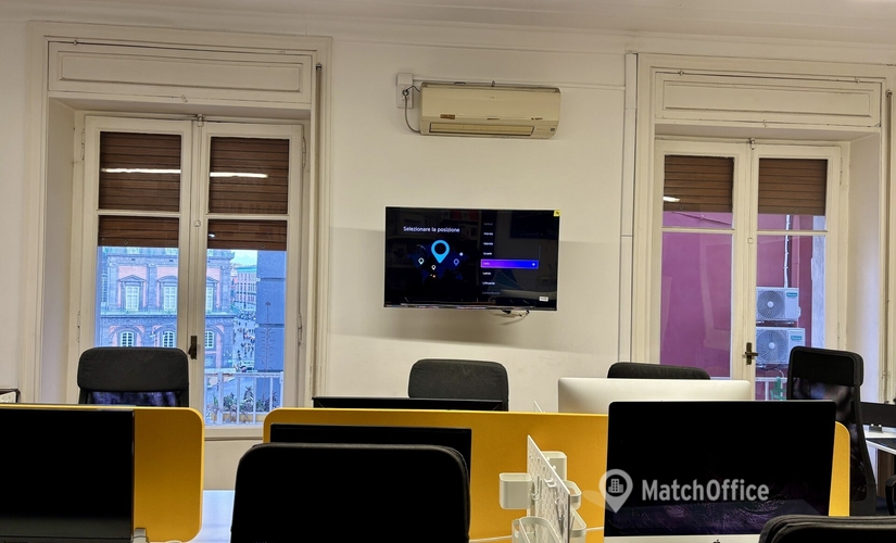 Esplora spazio coworking adatto a Napoli di 170 m², Via Carlo de Cesare 64 - 1 | MatchOffice.it