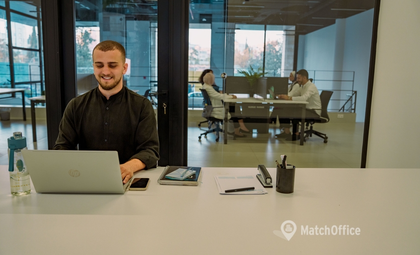 Office Rafiq Al Hariri Avenue 1 00000 Amman