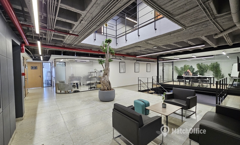 1000 m² Business center in Amman, Ash Shajarah 7 (11183) - 3 | MatchOffice.com