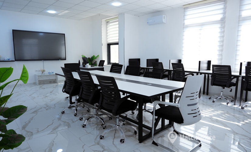 Meeting room in Amman, Al Jama'a Street (11942) - 1 | MatchOffice