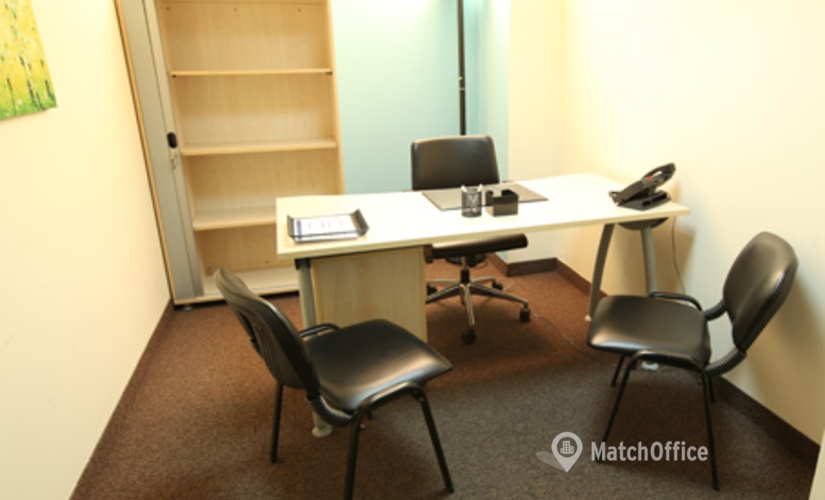 100 m² Convention center in Beirut, Azarieh Building (2038 3054) - 2 | MatchOffice