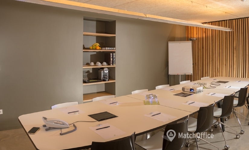 Business center 51, Boulevard Grande-Duchesse Charlotte 1331 Luxembourg City