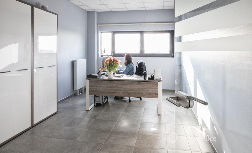 20 m² Shared workspace  in Bertrange, Rue de l'Industrie 44 (8069) - 3 | MatchOffice.com