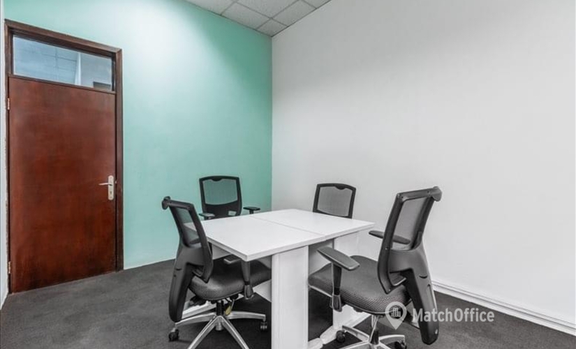 100 m² Conference hall in Port Harcourt, Old Michelin Compound (500272) - 0 | MatchOffice.com