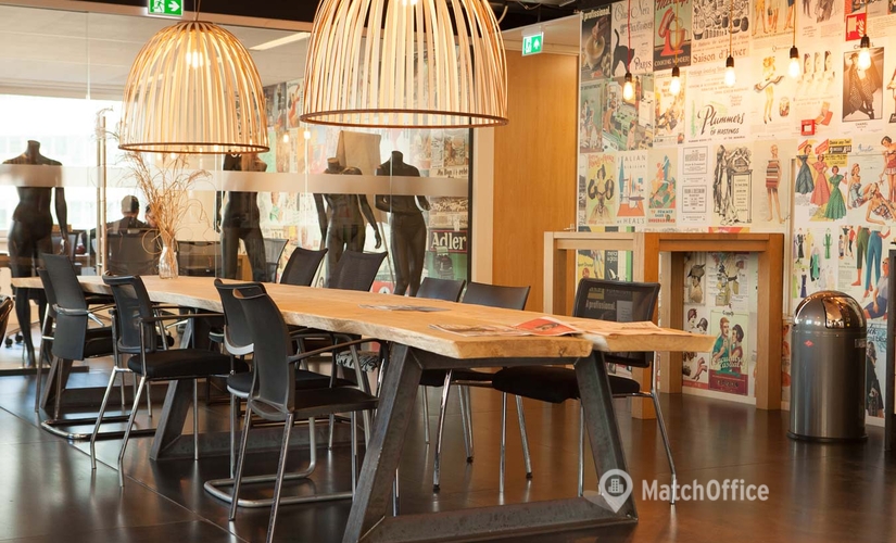 450 m² Business park property for rent in Amsterdam, Hullenbergweg 413 (1101 CS) - 1 | MatchOffice.com