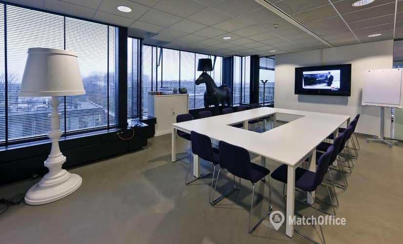 500 m² Meeting room in Amstelveen, Cuserstraat 93 (1081 CN) - 0 | MatchOffice