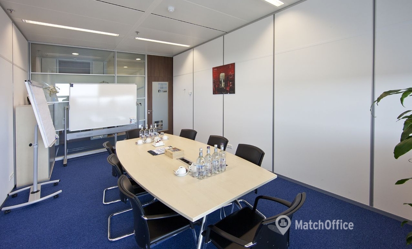 500 m² Conference hall in Nijmegen, Jonkerbosplein 52 (6534 AB) - 1 | MatchOffice