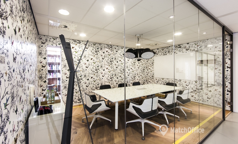 500 m² Conference room in Laren, Plein 1945 (1251 MA) - 1 | MatchOffice.com