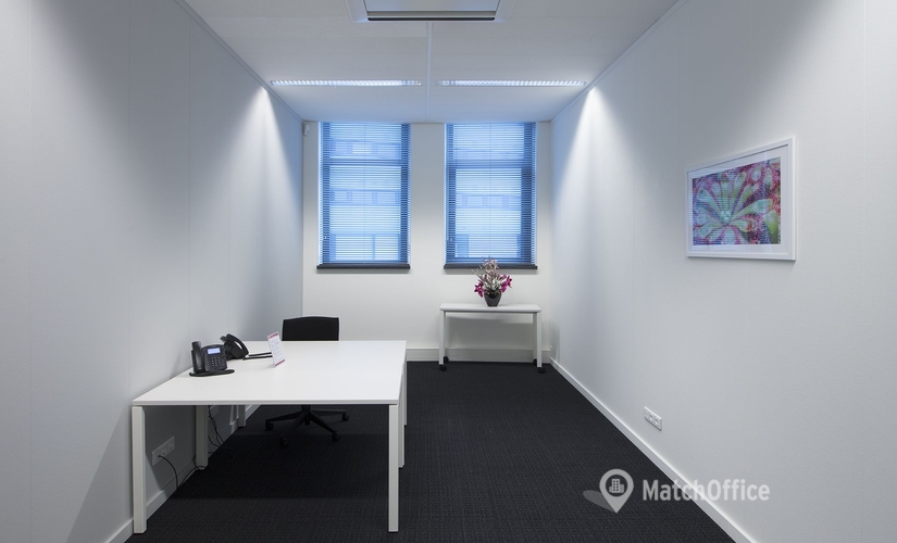 70 m² Business park in Roermond, Looskade 20 (6041 LE) - 1 | MatchOffice.com