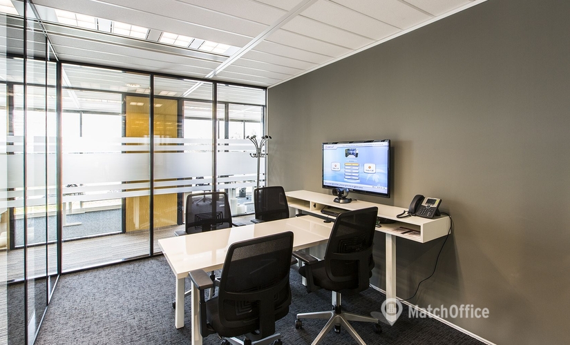100 m² Conference space in Rotterdam, Rotterdam Airportplein 22 (3045 AH) - 2 | MatchOffice