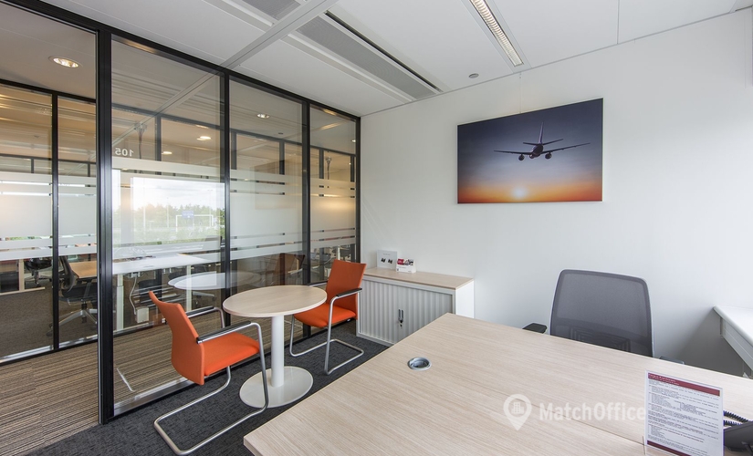 70 m² Business space in Schiphol Airport, Evert van de Beekstraat 1-104 (1118 CL) - 1 | MatchOffice