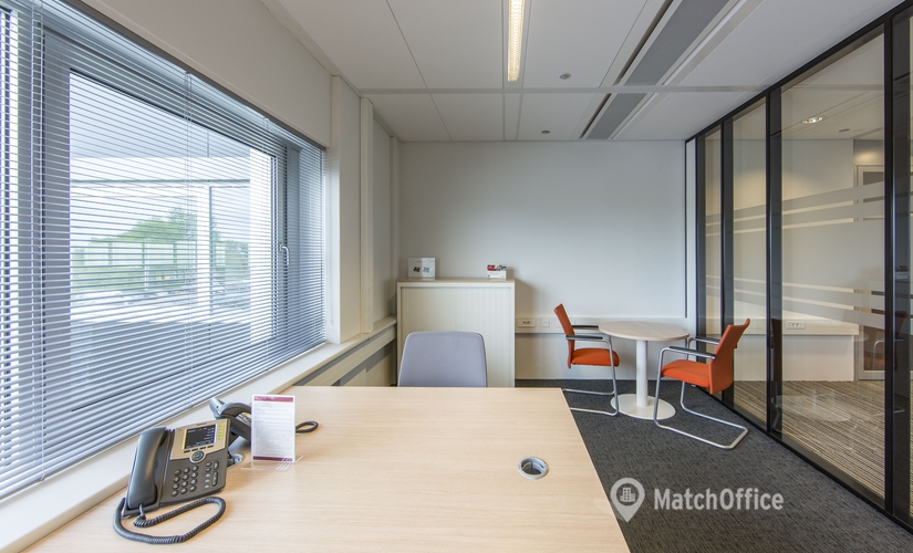 70 m² Business center in Schiphol Airport, Evert van de Beekstraat 1-104 (1118 CL) - 0 | MatchOffice.com