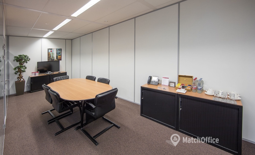 500 m² Convention center in Tilburg, Hart van Brabantlaan 12-14-16 (5038 JL) - 3 | MatchOffice