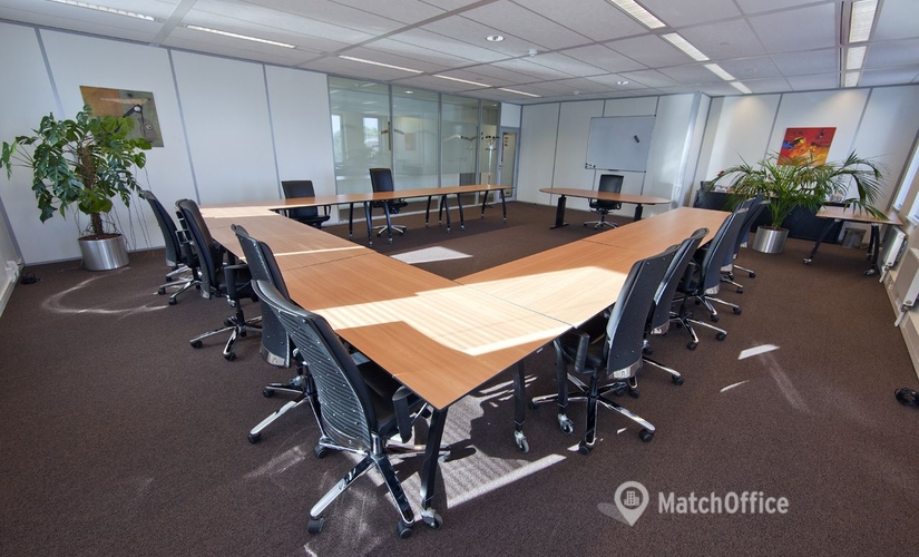 500 m² Conference hall in Tilburg, Hart van Brabantlaan 12-14-16 (5038 JL) - 6 | MatchOffice.com