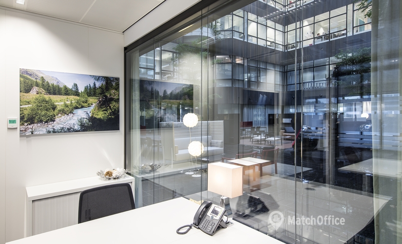 500 m² Business center in Amsterdam South, Strawinskylaan 3051 (1077 ZX) - 0 | MatchOffice.com
