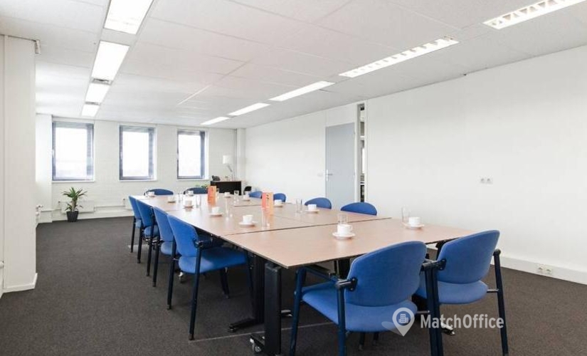 Choose a 50 m² Conference center in Den Haag, Platinaweg 25 (2544 EX) - 3 | MatchOffice.com