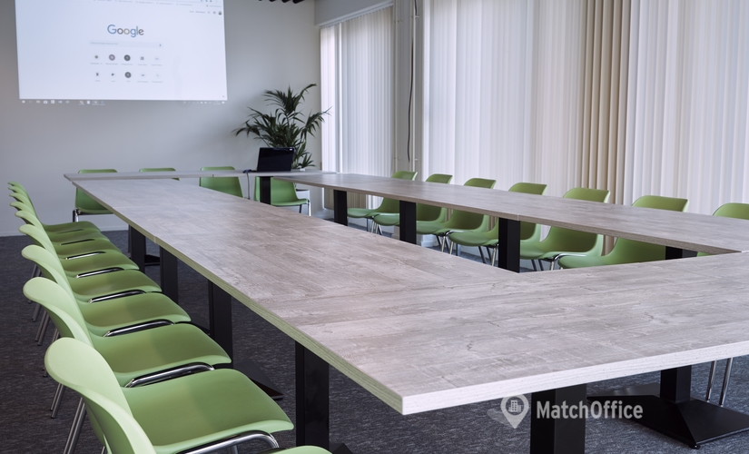 Choose a 9 m² Conference hall in Rotterdam, Olympiaweg 4 (3077 AL) - 0 | MatchOffice.com