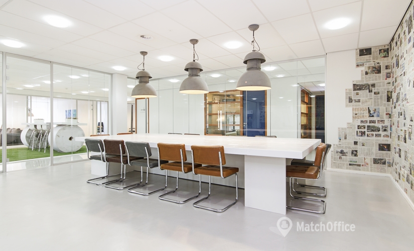 Explore comfortable a 500 m² Shared office  in Haarlem, A. Hofmanweg 5 (2031 BH) - 4 | MatchOffice.com