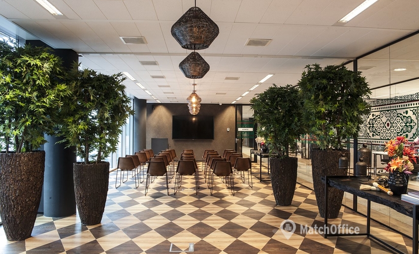200 m² Co-working in Amsterdam South, Claude Debussylaan 7 (1082 MC) - 1 | MatchOffice.com